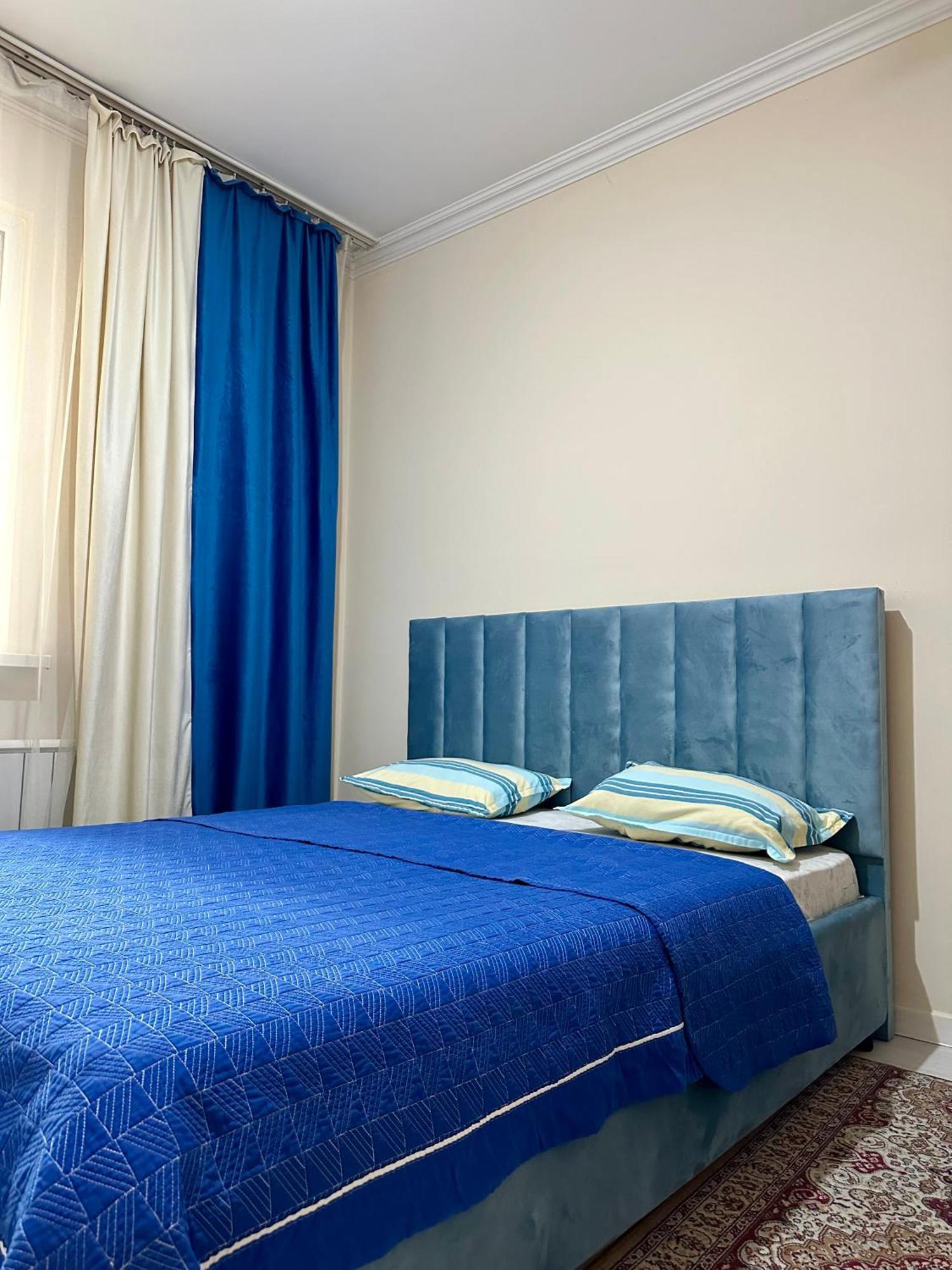 Уютная Квартира В Центре Возле Адк Almaty Luaran gambar